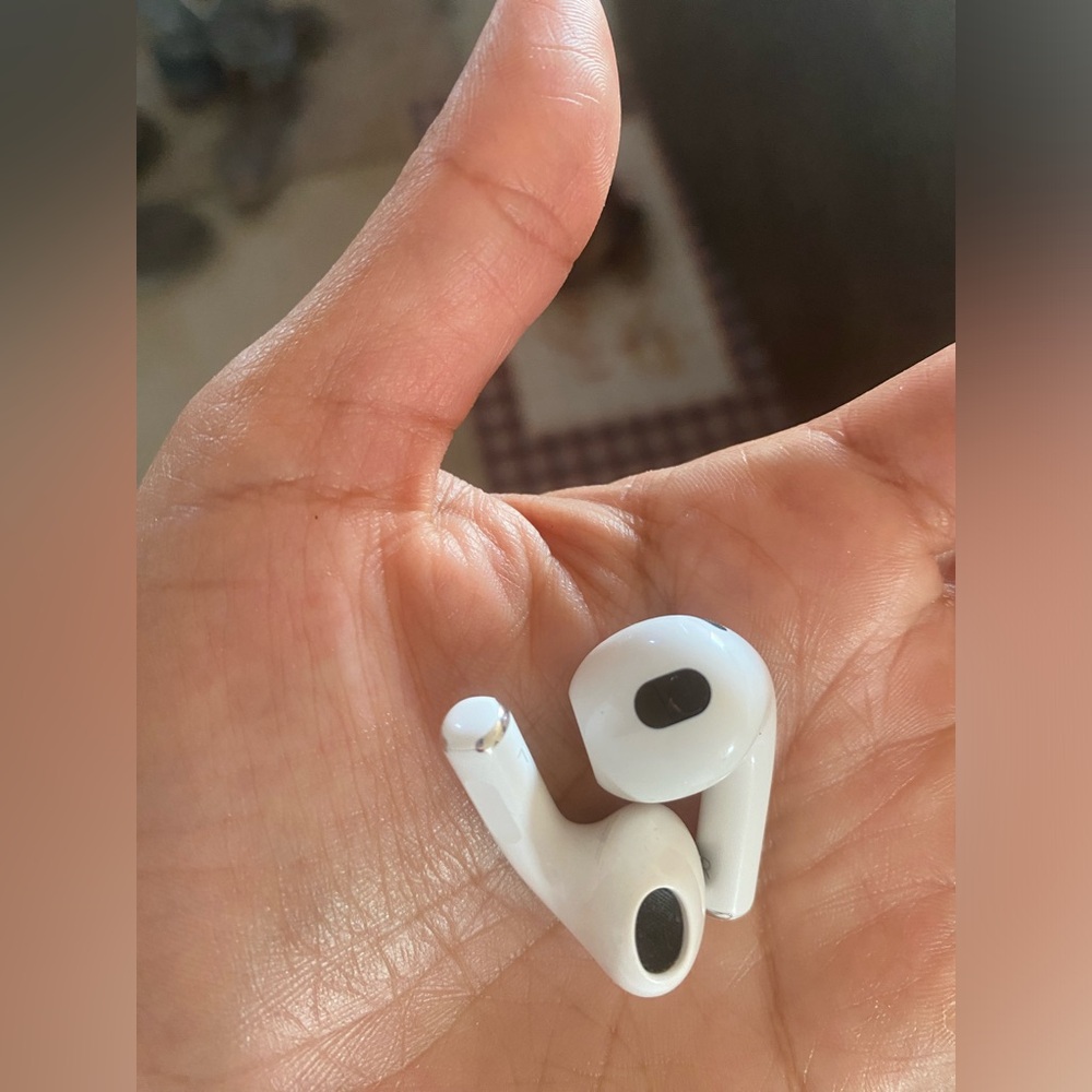 Apple AirPods Generation 3 no case